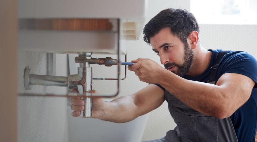 Water heater thermostat replacement in Rio Rico, AZ